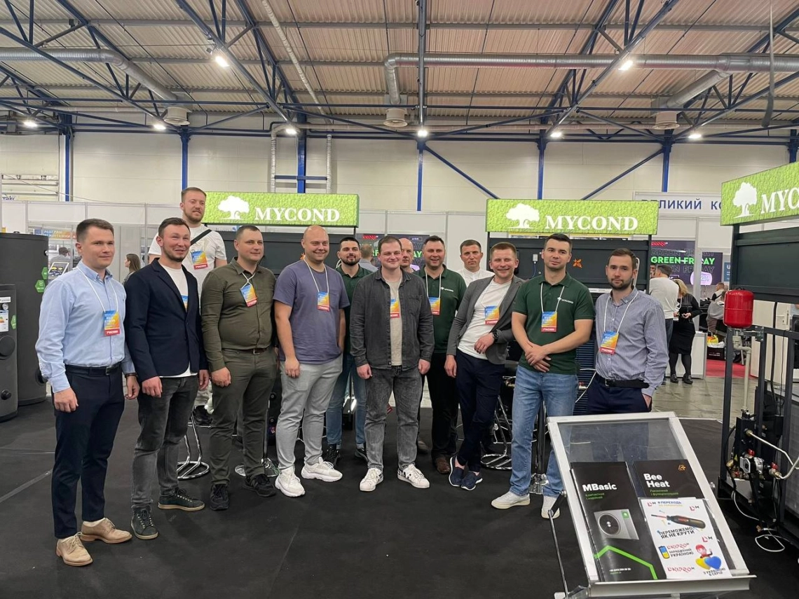 O estande da Aclima apresentando soluções inovadoras de HVAC na Exposição AquaTherm Kyiv 2023.