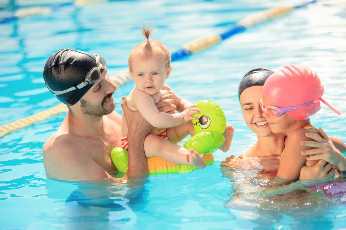 Família MyCond MSTR / MSPR na piscina