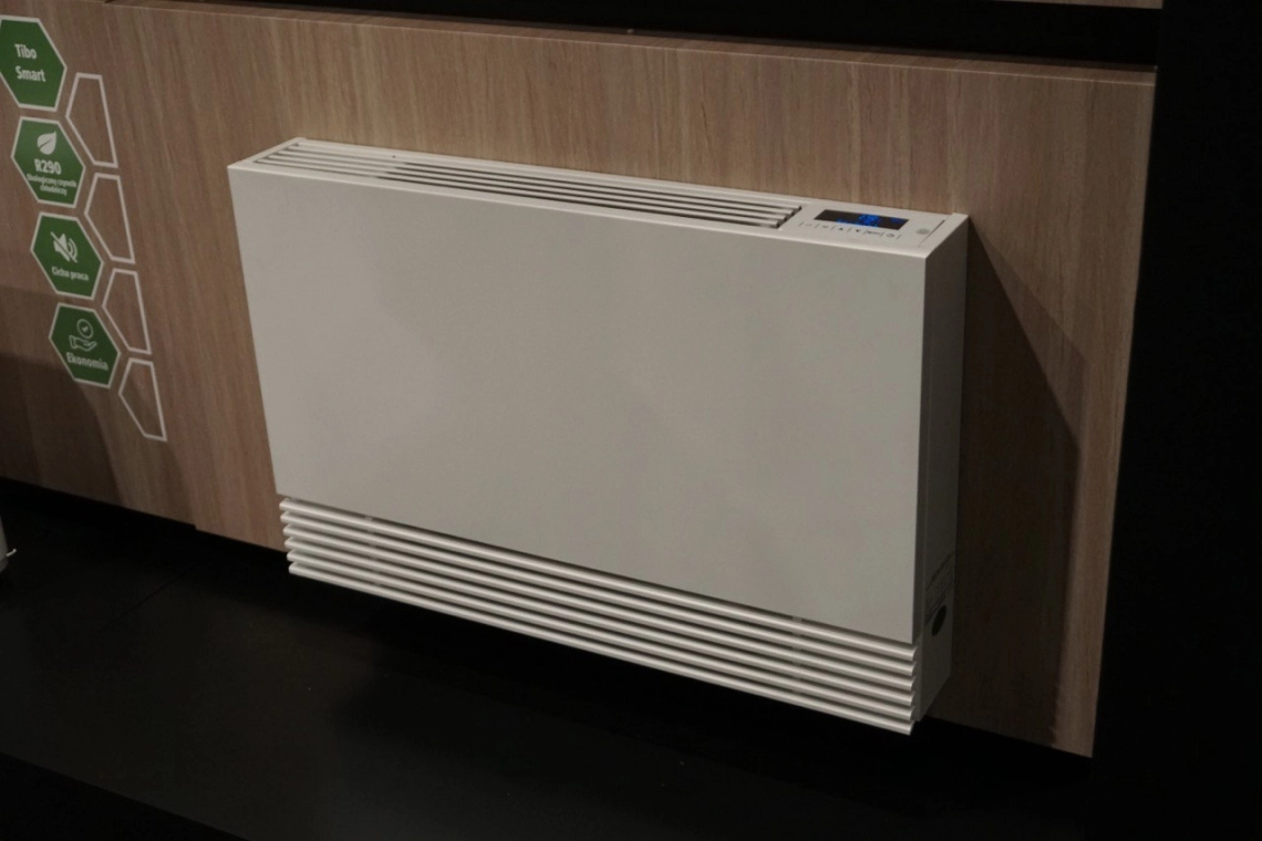 O estande da Mycond na Warsaw HVAC Expo 2023 apresentando solu&ccedil;&otilde;es HVAC avan&ccedil;adas.