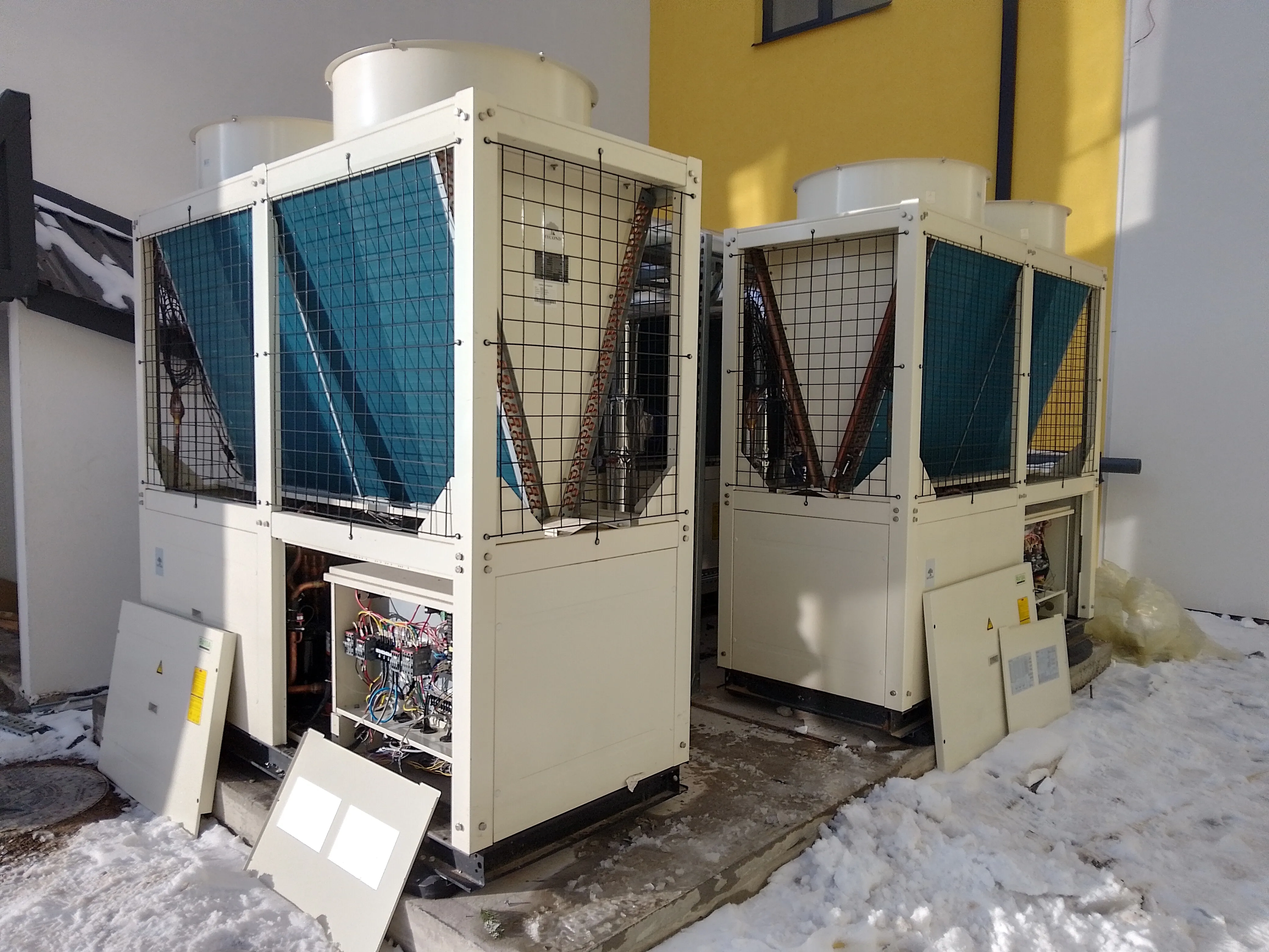 Sistema de climatização comercial alimentado pela Bomba de Calor Modular Mycond