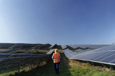 Previsão pormenorizada do desenvolvimento da energia solar na Europa para 2024-2027