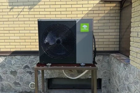 Casa de campo equipada com bombas de calor Mycond Split série BeeHeat